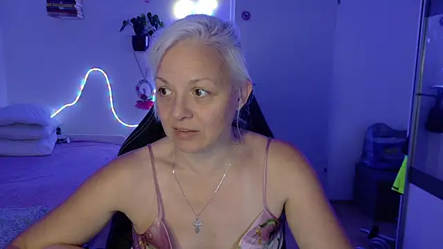 Linsy_Kim Chat XXX in diretta