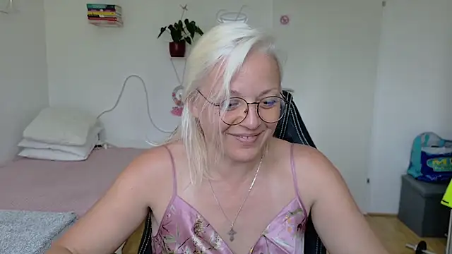 Chatroom XXX en direct de Linsy_Kim