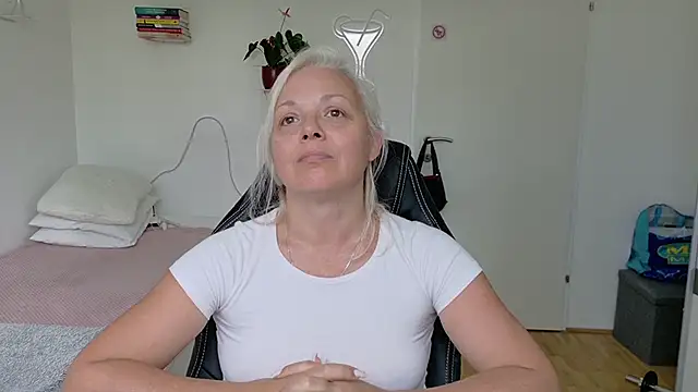 Linsy_Kim Live XXX-chat