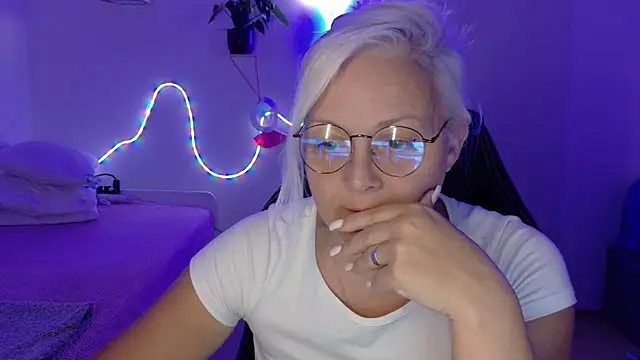 Chat XXX en directo de Linsy_Kim