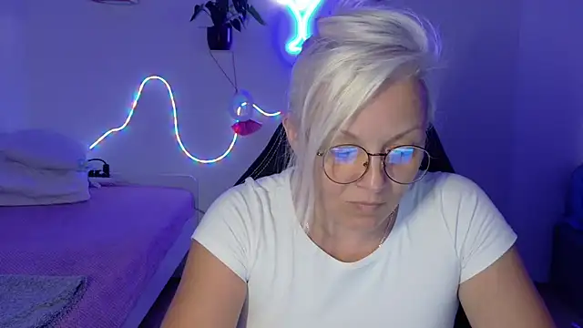 Chatroom XXX en direct de Linsy_Kim