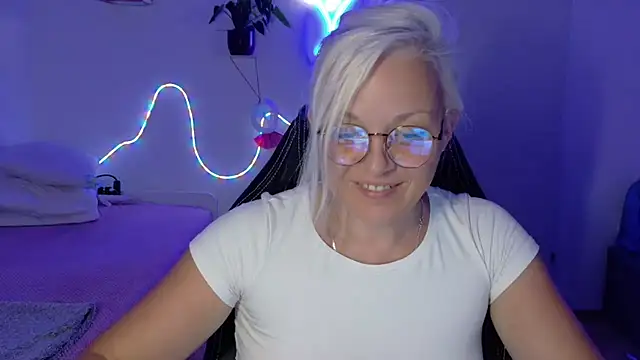 Онлайн чат XXX Linsy_Kim