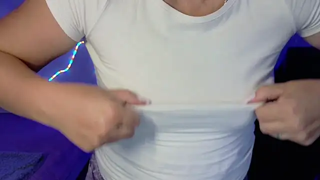 Czat XXX na żywo – Linsy_Kim