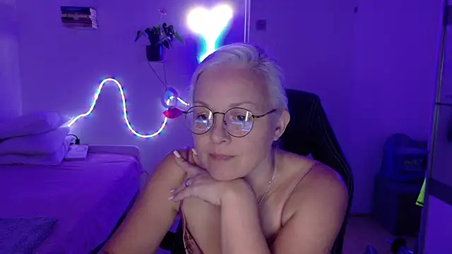 Linsy_Kim Chat XXX in diretta