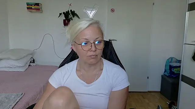 Czat XXX na żywo – Linsy_Kim