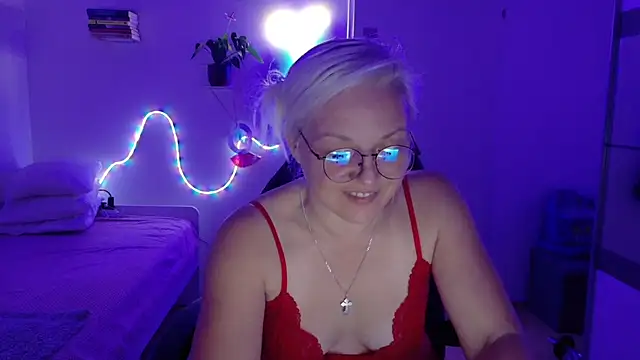 Онлайн чат XXX Linsy_Kim
