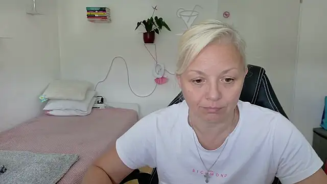 Chat XXX en directo de Linsy_Kim