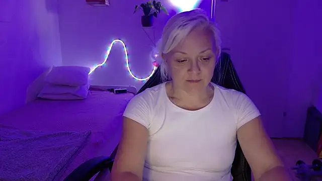 Živý XXX chat Linsy_Kim
