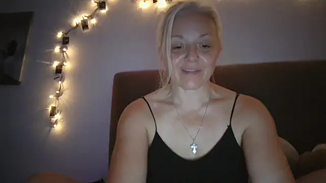 Linsy_Kim Live XXX-chat