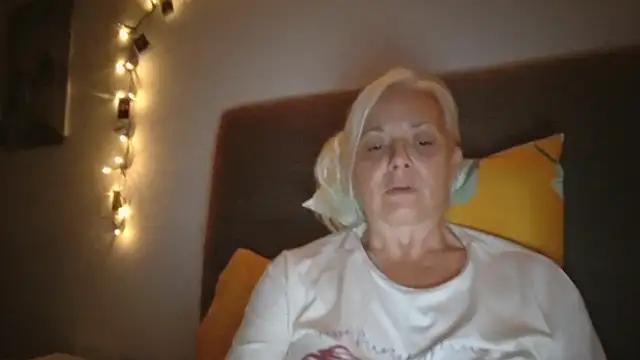 دردشة Linsy_Kim الجنسية المباشرة