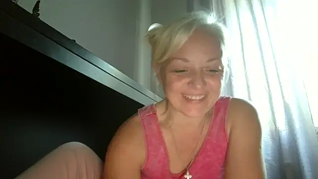 Chat +18 de Linsy_Kim ao vivo