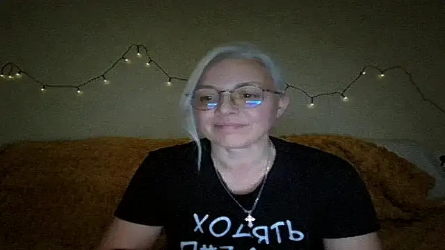 Chat +18 de Linsy_Kim ao vivo