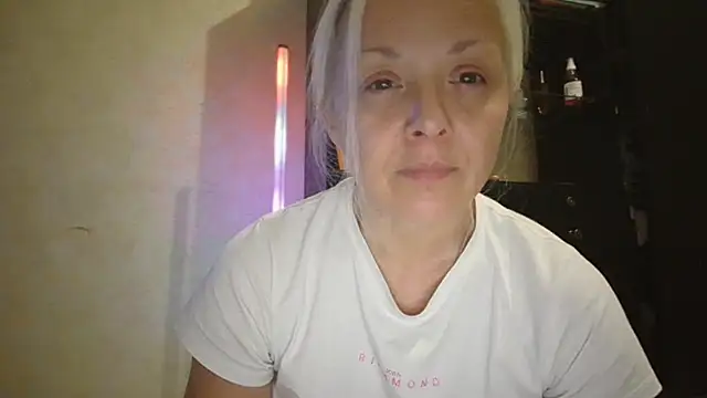 Živý XXX chat Linsy_Kim