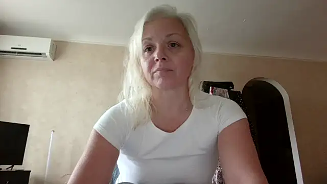Czat XXX na żywo – Linsy_Kim