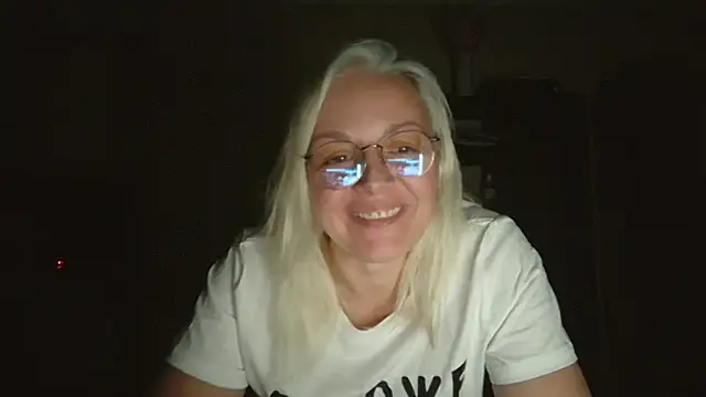 Linsy_KimのライブXXXチャット