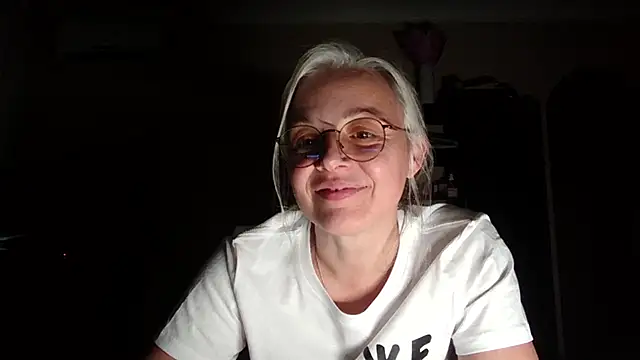 Czat XXX na żywo – Linsy_Kim