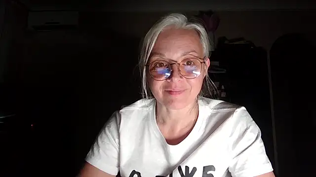 Linsy_Kim XXX чат на живо
