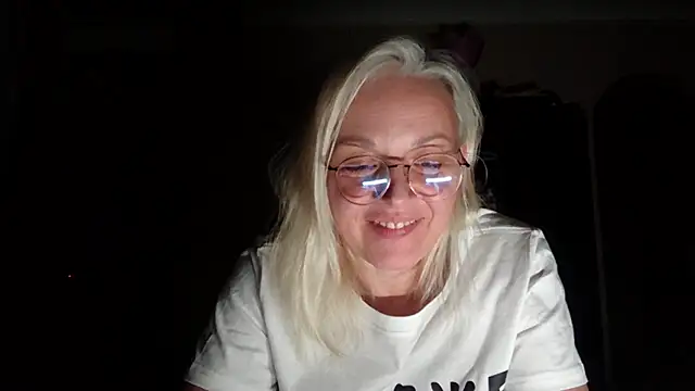 Czat XXX na żywo – Linsy_Kim