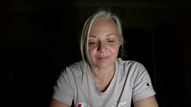 Živý XXX chat Linsy_Kim