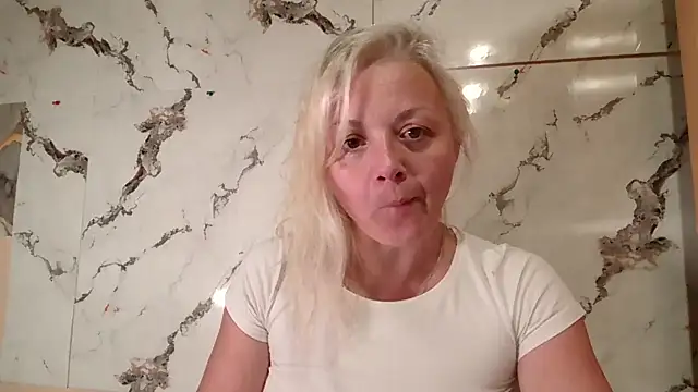 Linsy_Kim Chat XXX in diretta