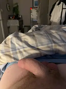 slavebitch228 Webcamshow