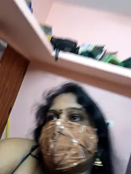 revathisreen Webbikameraesitys