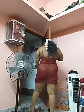 revathisree Adlı Modelin Web Kamerası Şovu