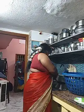revathisree Show in webcam