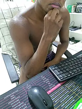 Show modela leumas_gg na web-kameri