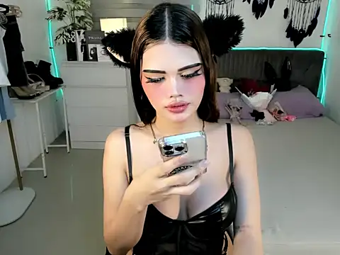 tstoni_talks webcam show