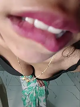 Savita2310's Webcam Show