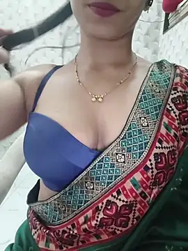 Savita2310 Webcam Show