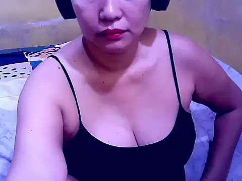 SweetMoonlight's Live XXX Chat