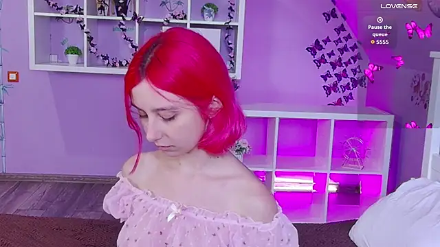 Živ á chatovací místnost Liann_Stark