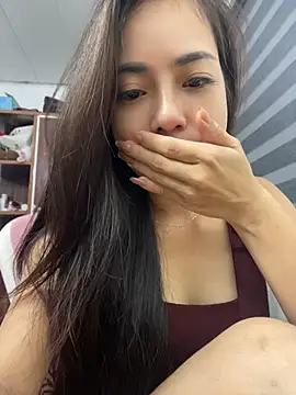 Clara8899 Show Webcam