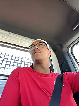 Zuca3025's Webcam Show