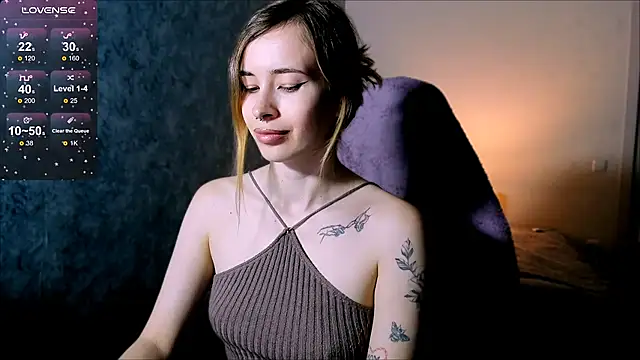 ZoyaMill's Live XXX Chat