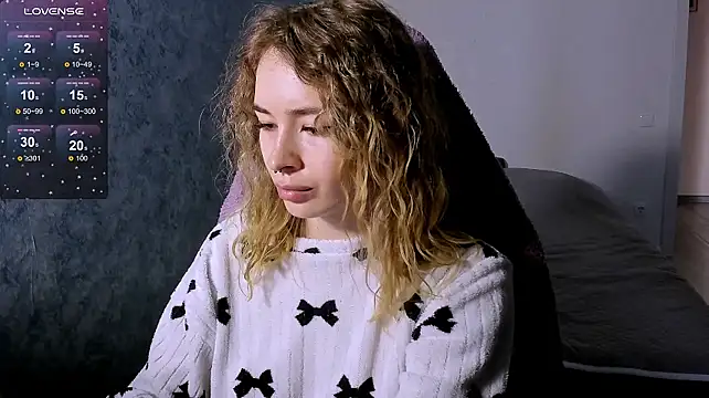 ZoyaMill live XXX chat