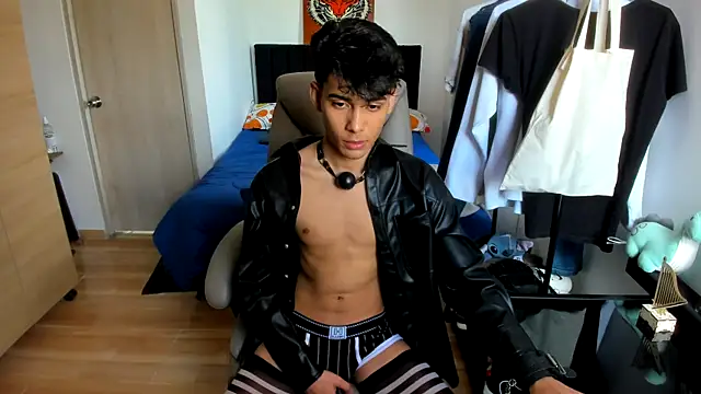 AliottTwink – webcam-show