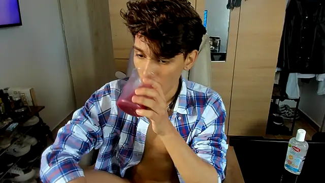AliottTwink – webcam-show
