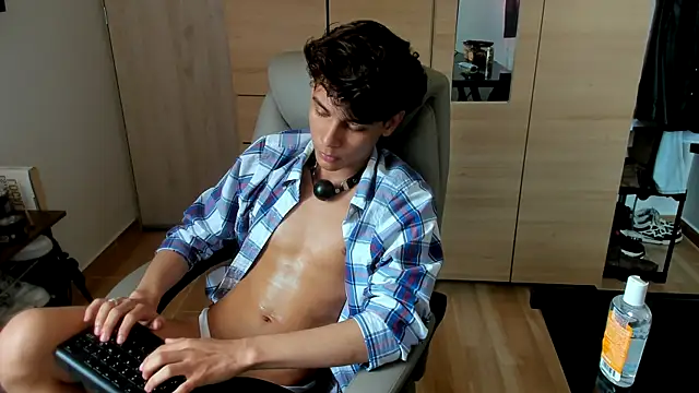 AliottTwinkn Webbikameraesitys