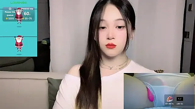 woaiqinqin Chat XXX in diretta