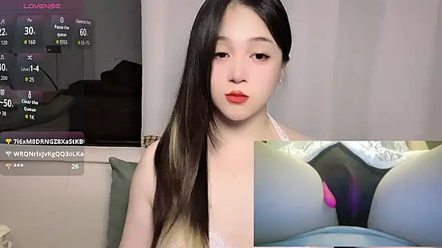 צ'אט XXX בשידור חי של woaiqinqin
