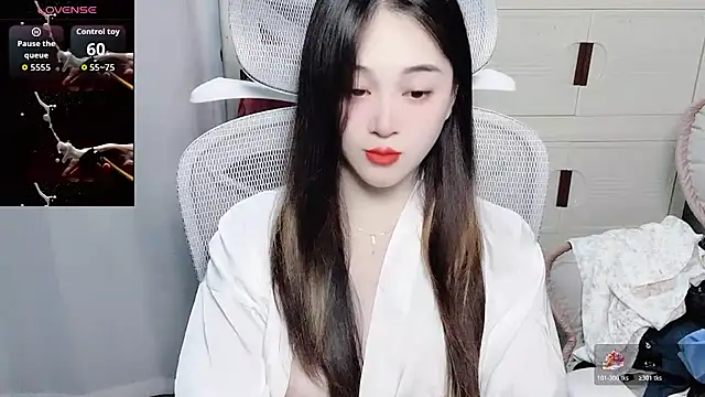 woaiqinqin – Live XXX-chat