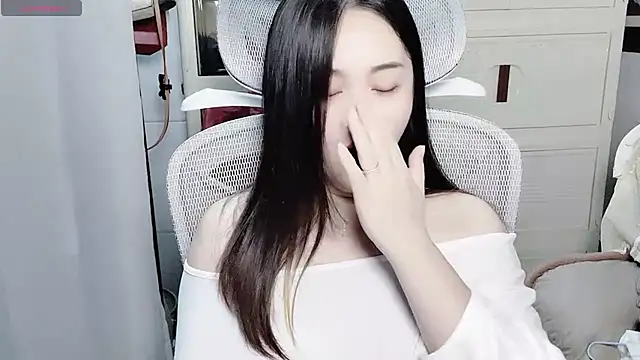 woaiqinqin – Live XXX-chat