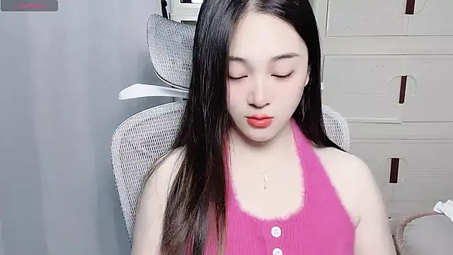 woaiqinqin Chat XXX in diretta
