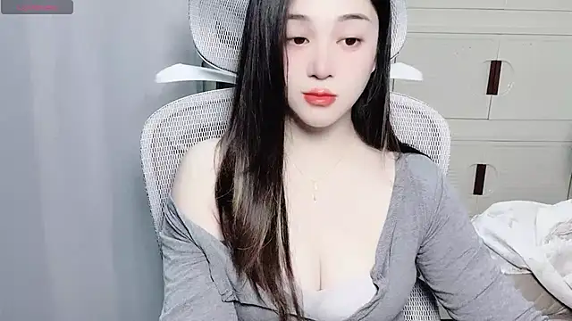 woaiqinqin XXX чат на живо