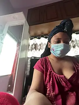 Yourhornynightmare ওয়েবক্যাম শো
