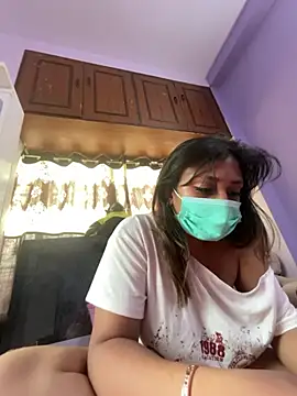 Yourhornynightmare Webcam show