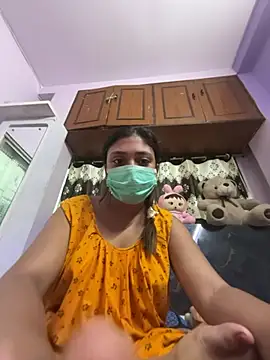 Yourhornynightmare ওয়েবক্যাম শো
